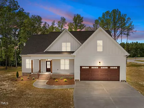 10 Everwood Ct, Youngsville, NC 27596