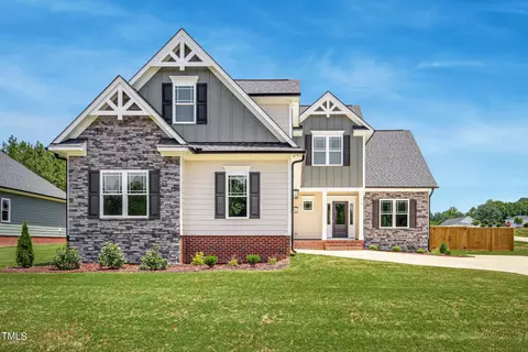 16 Batten Hill Ln, Selma, NC 27576