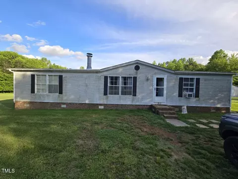 210 Dixon Ln, Roxboro, NC 27574