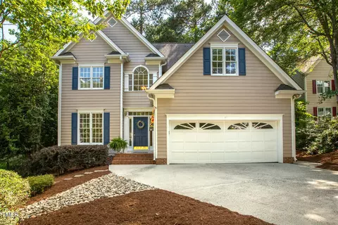 101 Parkleaf Cir, Cary, NC 27519