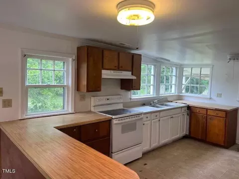 Kitchen - 104 Chic Ennis Rd, Coats, NC 27521 photo 1 of 3