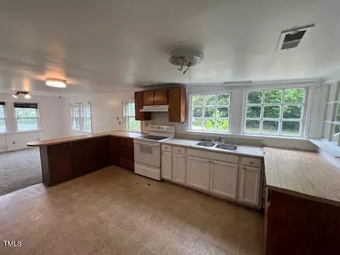 Kitchen - 104 Chic Ennis Rd, Coats, NC 27521 photo 2 of 3
