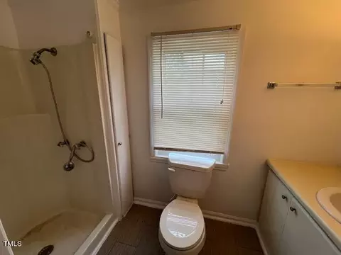 Bath - 104 Chic Ennis Rd, Coats, NC 27521 photo 4 of 5