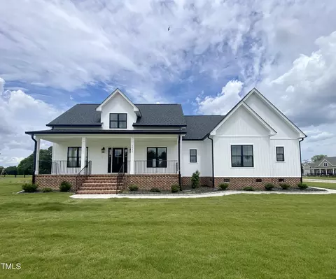 2471 Heartland Rd, Battleboro, NC 27809