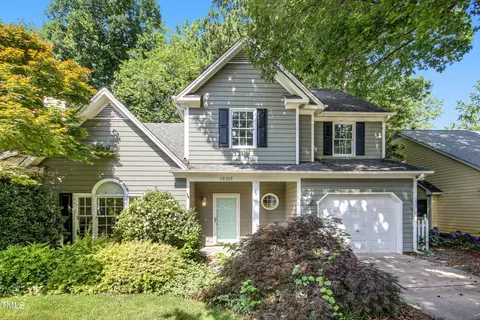 12313 Inglehurst Dr, Raleigh, NC 27613