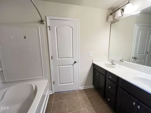 21 Pocono Dr, Durham, NC 27705 photo 7