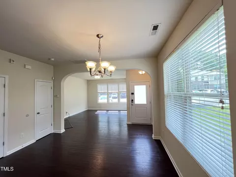 21 Pocono Dr, Durham, NC 27705 photo 3