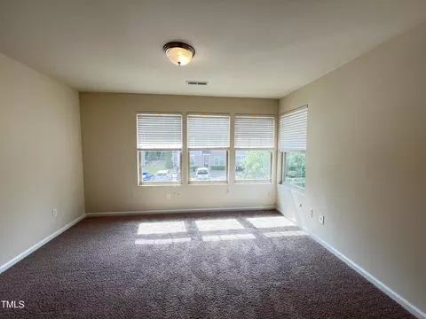 21 Pocono Dr, Durham, NC 27705 photo 9