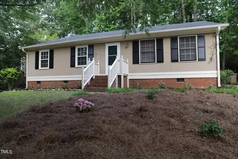 109 Dunhagan Pl, Cary, NC 27511