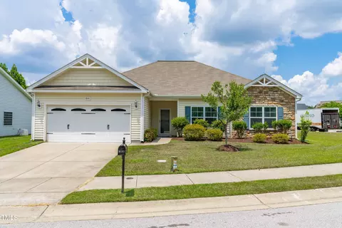 8141 Crookneck Dr, Angier, NC 27501