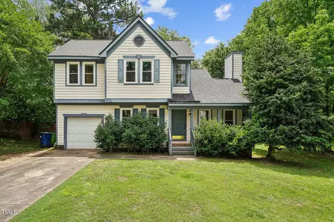 5500 Pennfine Dr, Raleigh, NC 27610