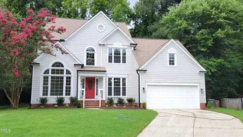 106 Chessington Ct, Cary, NC 27513