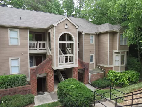 101 Marbury Ct #LC, Cary, NC 27511