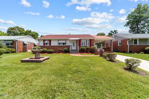 1617 Quincy St, Greensboro, NC 27401