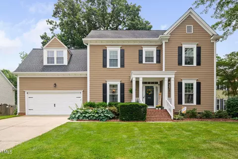 1814 Misty Hollow Ln, Apex, NC 27502