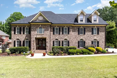7208 Sparhawk Rd, Wake Forest, NC 27587