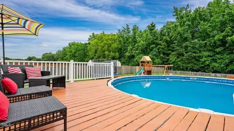 1065 Smith Rd, Smithfield, NC 27577 photo 3