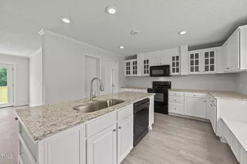 1688 Grantham School Rd, Mount Olive, NC 28365 photo 12