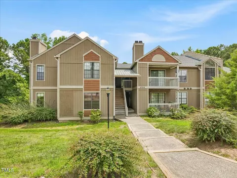 3704 Chimney Ridge Pl #107, Durham, NC 27713