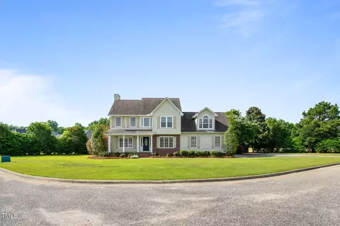 101 Windsor Dr, Dunn, NC 28334 photo 5