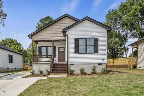 227 W Martin St, Benson, NC 27504