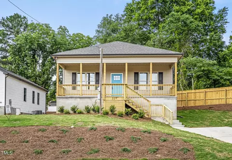 229 W Martin St, Benson, NC 27504