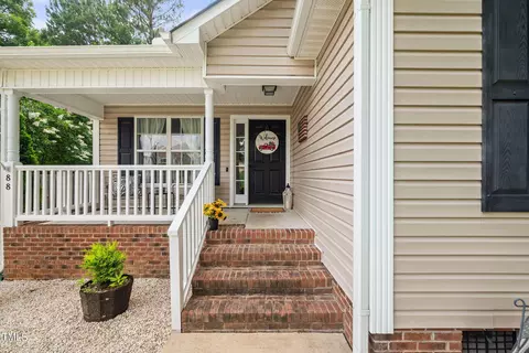 88 Sword Loop, Broadway, NC 27505 photo 5