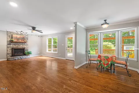 109 Middlebury Ct, Durham, NC 27713 photo 9