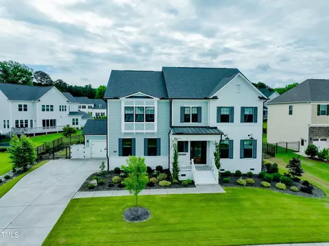 3105 Olde Banaster St, Apex, NC 27523