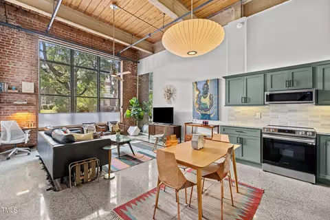 500 N Duke St #54-105, Durham, NC 27701