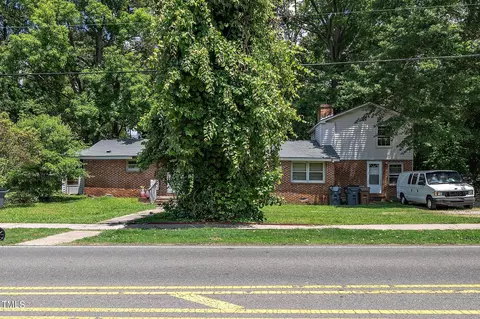 224 W Holly Springs Rd, Holly Springs, NC 27540