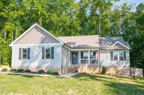 72 Tillburg Ln, Hurdle Mills, NC 27541