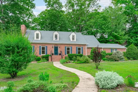 1430 Lake Pine Dr, Cary, NC 27511