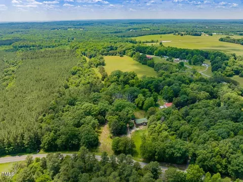 1167 Silk Hope Rd, Siler City, NC 27344