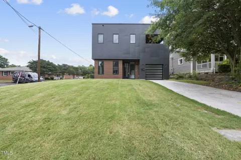 1012 Parker St, Raleigh, NC 27607 photo 2