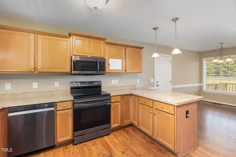 77 Burke Ct, Smithfield, NC 27577 photo 7