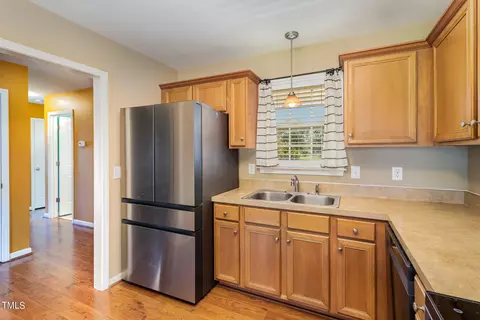 77 Burke Ct, Smithfield, NC 27577 photo 8