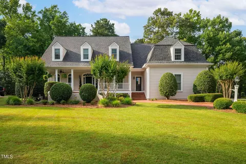 202 Preston Arbor Ln, Cary, NC 27513