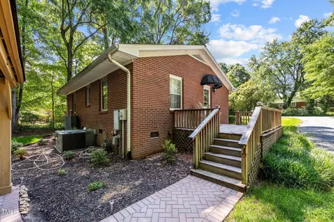208 Sunset Dr, Elon, NC 27244 photo 6