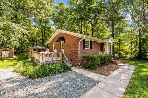 208 Sunset Dr, Elon, NC 27244 photo 3