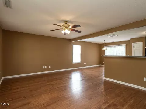 325 Lodestone Dr, Durham, NC 27703 photo 4