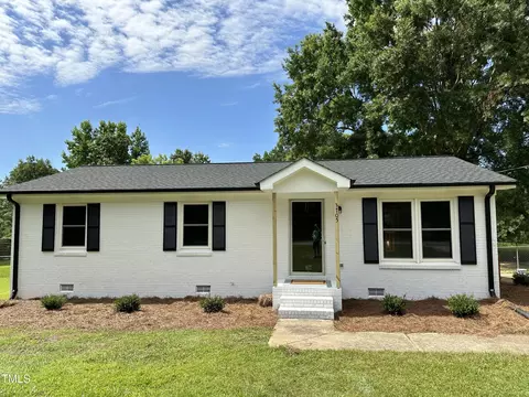 3705 Timberberg Ct, Fuquay Varina, NC 27526