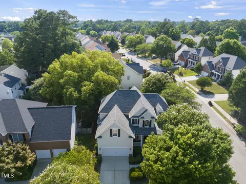 8137 Duck Creek Dr, Raleigh, NC 27616