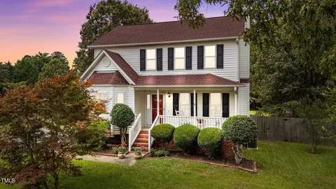 6230 Walnut Glen Dr, Willow Spring, NC 27592