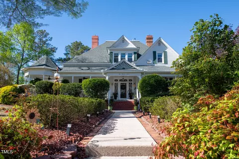 Exterior - 507 E Second St, Clayton, NC 27520 photo 2 of 9