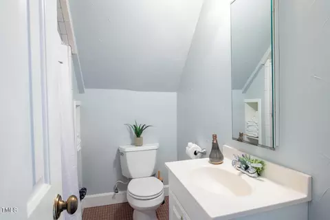 Bath - 507 E Second St, Clayton, NC 27520 photo 4 of 4
