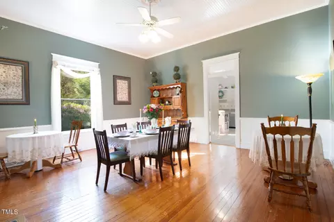 Dining - 507 E Second St, Clayton, NC 27520 photo 1 of 2