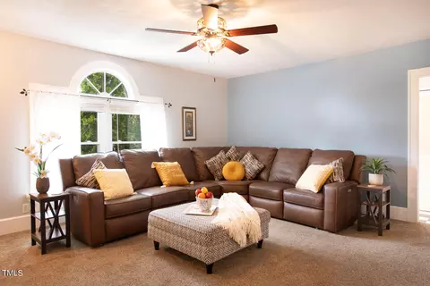 Living - 507 E Second St, Clayton, NC 27520 photo 3 of 3