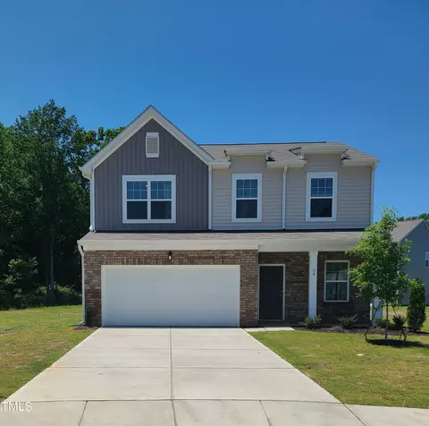 38 Moss Oaks Ct, Angier, NC 27501