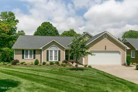 1 Brookglen Dr, Greensboro, NC 27410